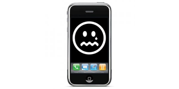 Стив Джобс обещает «скоро» обновить iOS 4 для iPhone 3G Iphone3g