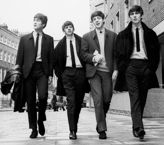 Apple получила эксклюзивные права на песни Beatles Beatles-520x459